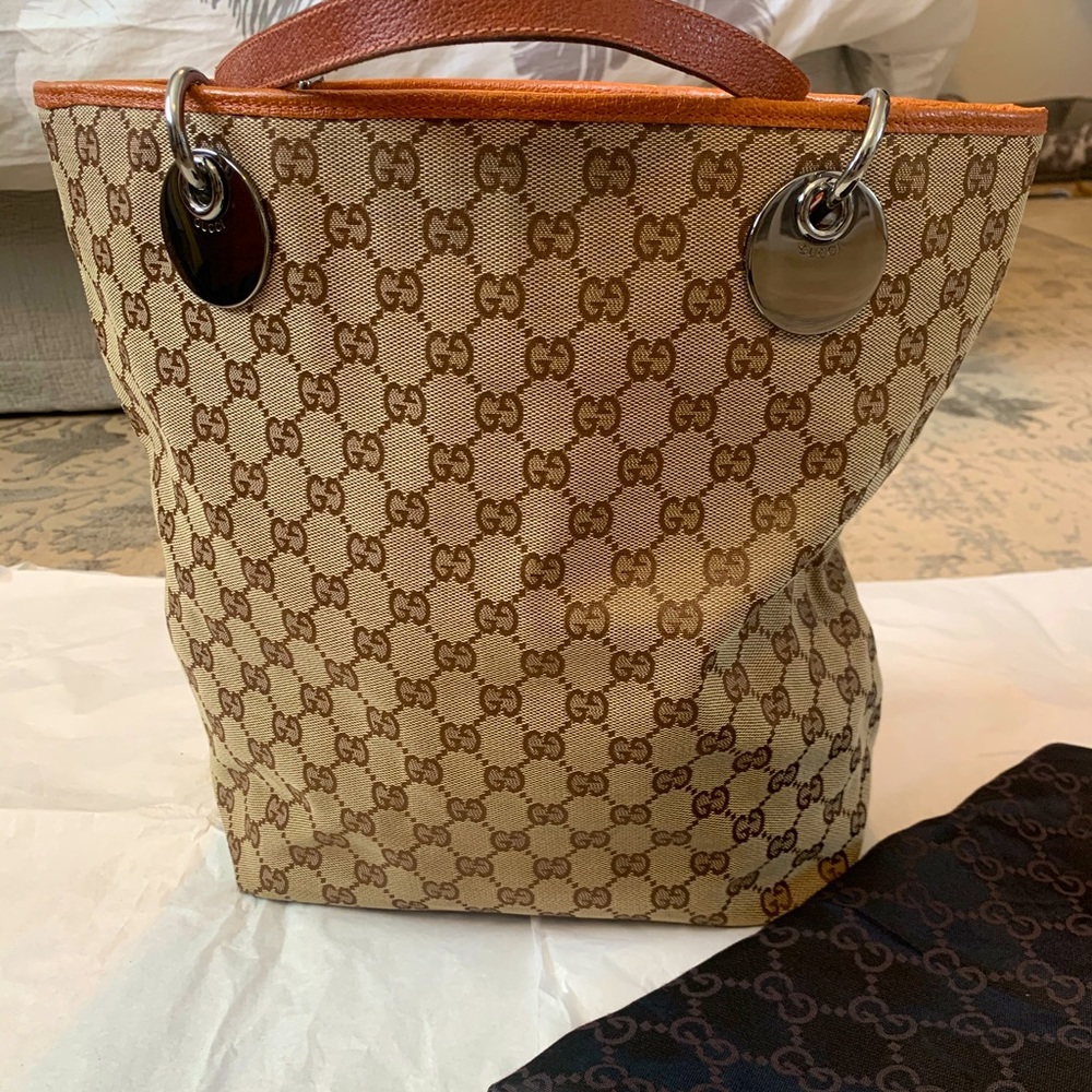 Gucci Bucket Tote Small